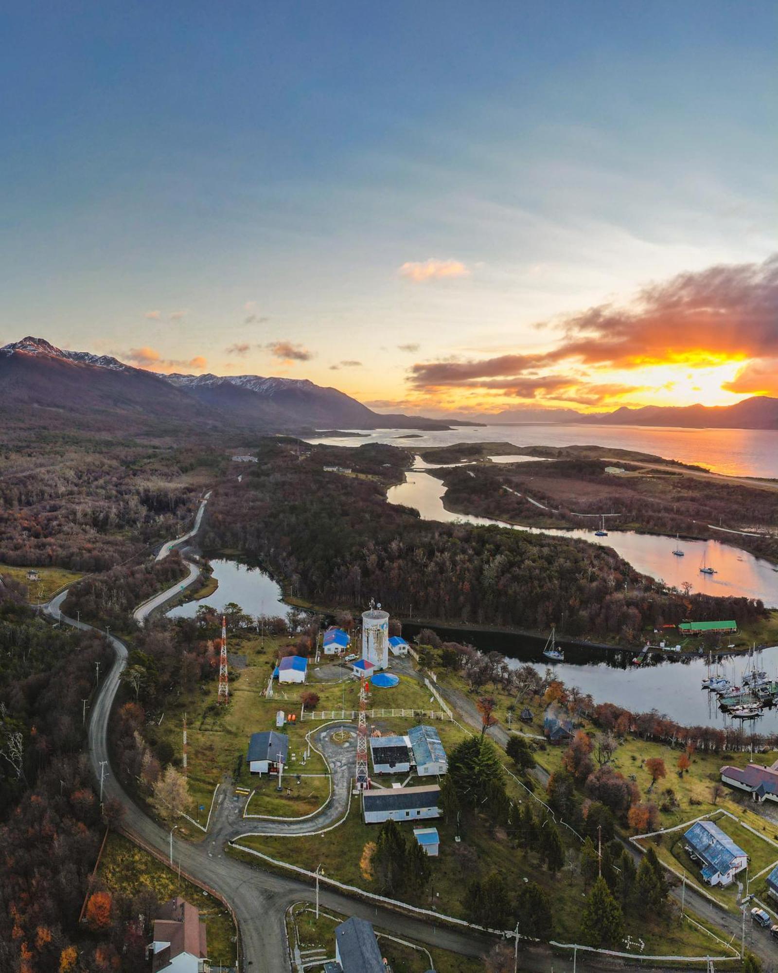 Hotel Fiofio Spa Puerto Williams Εξωτερικό φωτογραφία